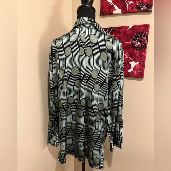 Zara Retro Print Collared Satin-Feel Blouse, size L - Picture 3 of 5